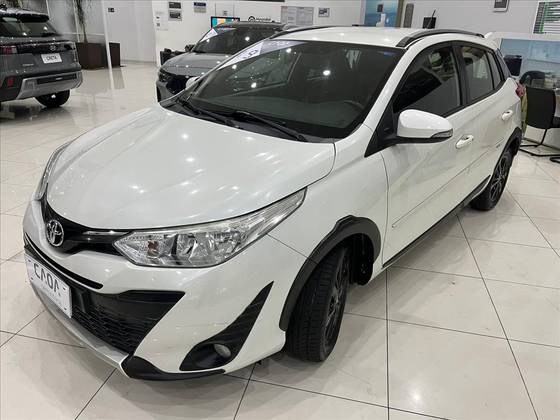 TOYOTA YARIS 1.5 16V FLEX X WAY MULTIDRIVE TOYOTA YARIS 1.5 16V FLEX X WAY MULTIDRIVE